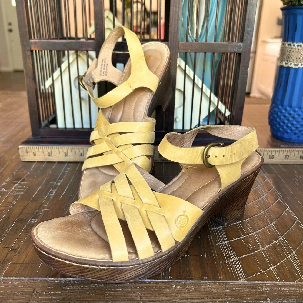 Born Yellow Strappy Sandals block heels 9